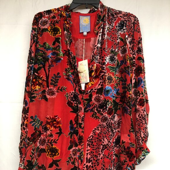 Johnny Was Tops - Johnny Was Bobcat Forest Print Shirt Ladies Size XS  NWT